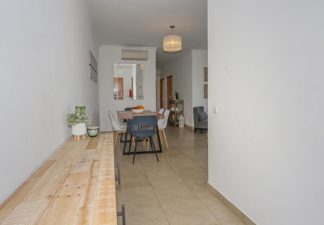3 Bedroom Apartment With Indoor Pool Central Λάγος Εξωτερικό φωτογραφία