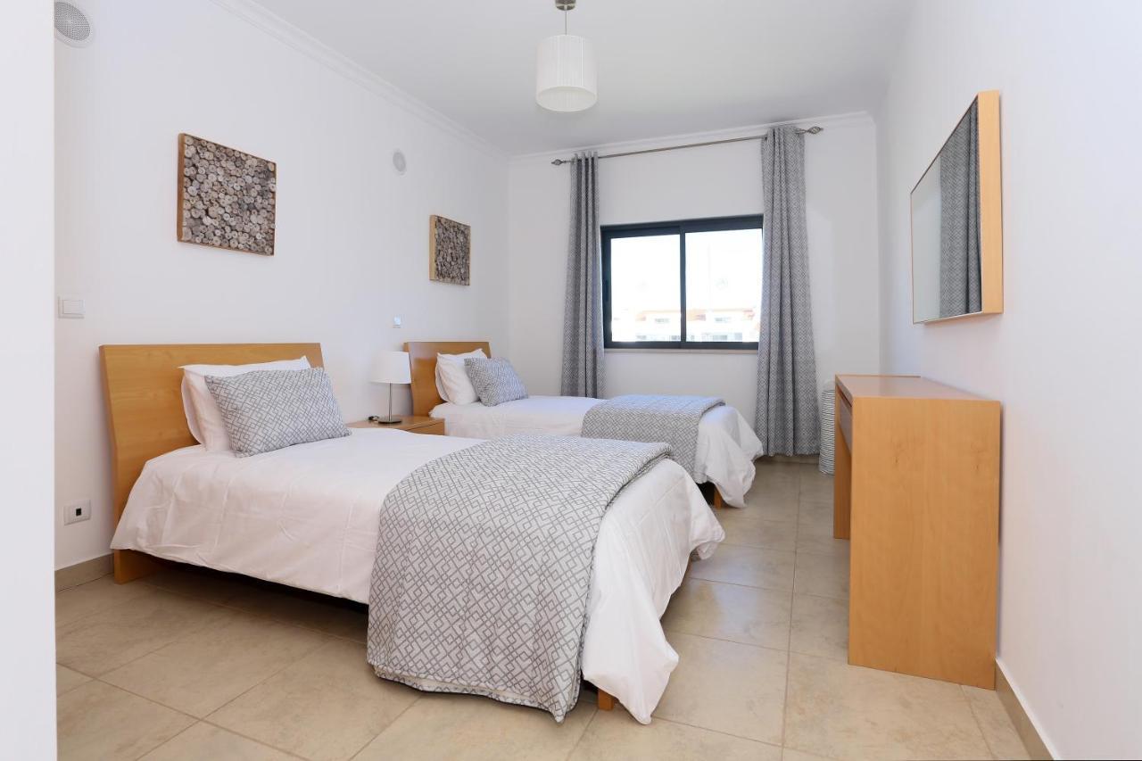 3 Bedroom Apartment With Indoor Pool Central Λάγος Εξωτερικό φωτογραφία