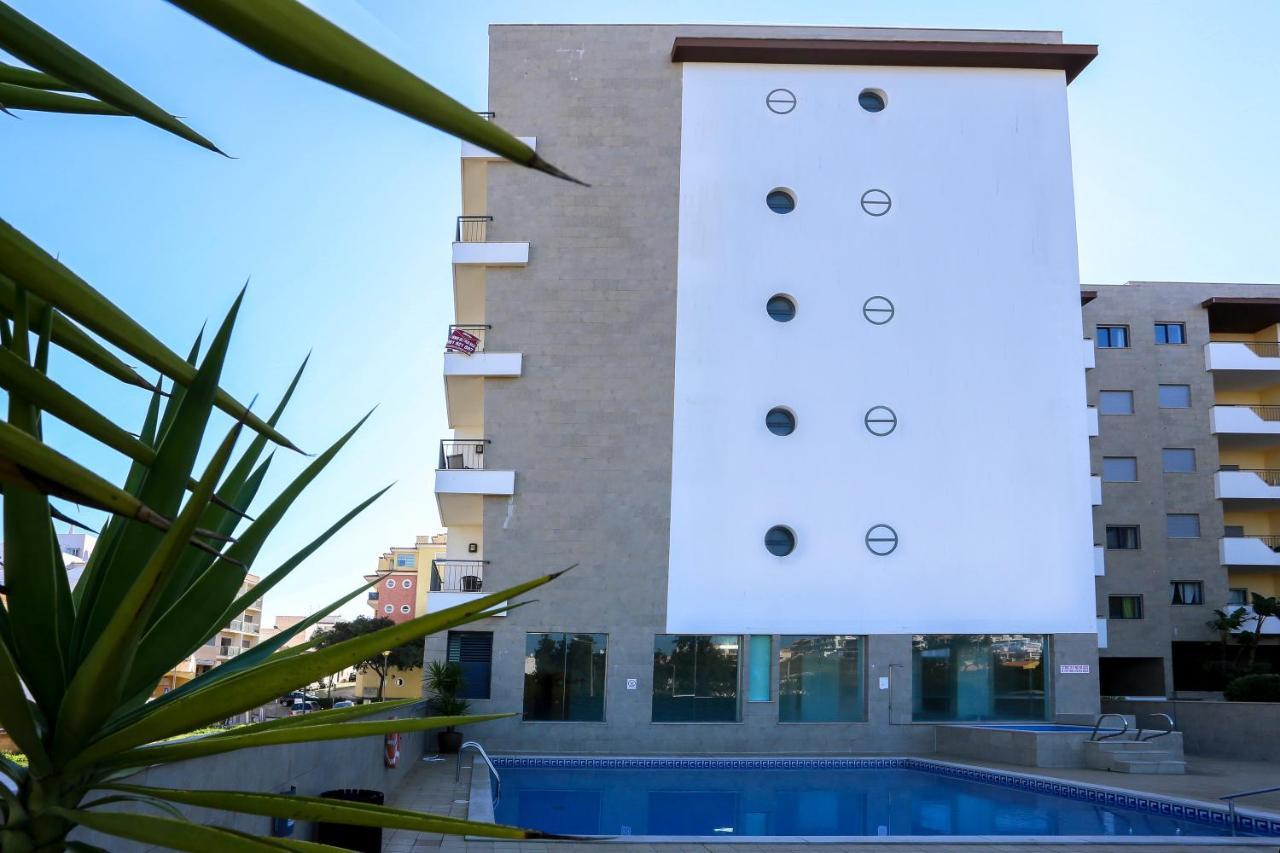 3 Bedroom Apartment With Indoor Pool Central Λάγος Εξωτερικό φωτογραφία
