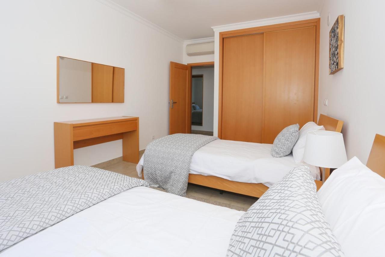 3 Bedroom Apartment With Indoor Pool Central Λάγος Εξωτερικό φωτογραφία