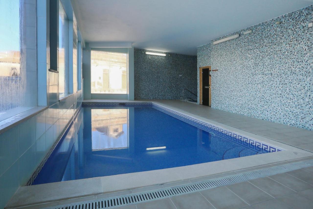 3 Bedroom Apartment With Indoor Pool Central Λάγος Εξωτερικό φωτογραφία