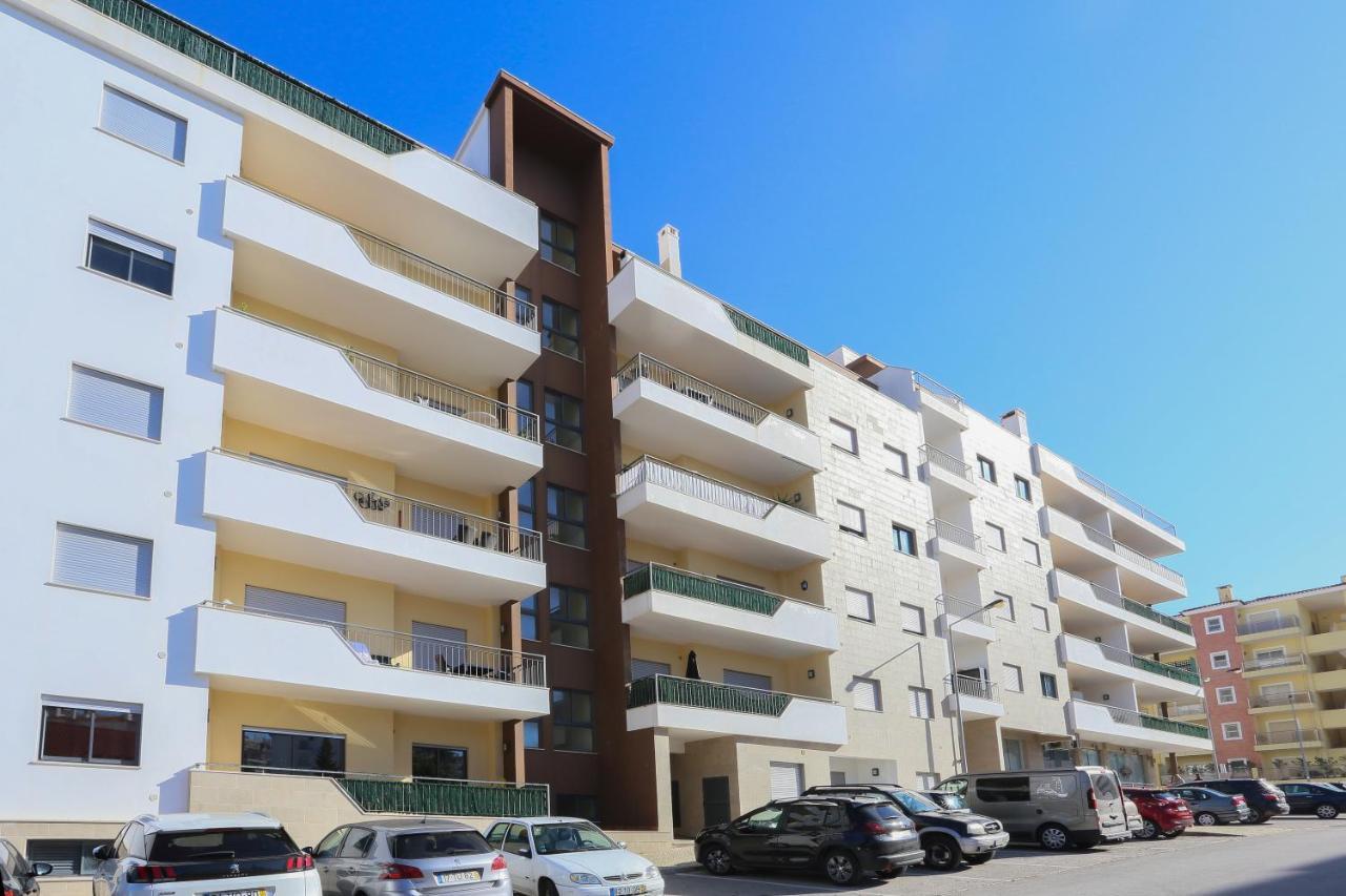 3 Bedroom Apartment With Indoor Pool Central Λάγος Εξωτερικό φωτογραφία