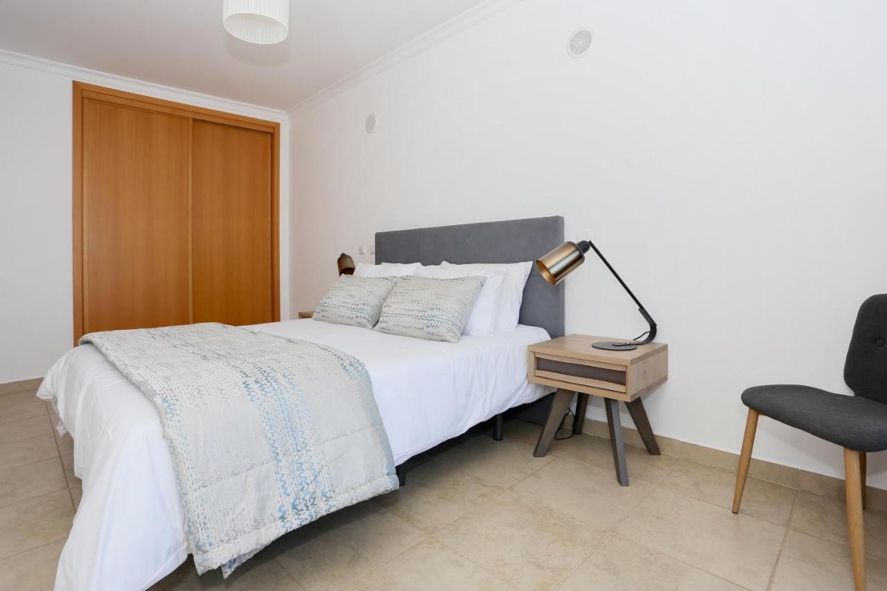 3 Bedroom Apartment With Indoor Pool Central Λάγος Εξωτερικό φωτογραφία